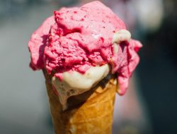 BPOM Temukan Es Krim Mengandung Alkohol, Izin Usaha Dibekukan dan Ditinjau Ulang