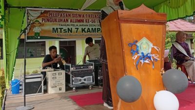Pelepasan Siswa Kelas IX dan Pengukuhan Alumni Angkatan ke-56 MTsN 7 Kampar Tahun Pelajaran 2024/2025 Berlangsung Hikmat