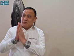 Dituduh Bocorkan OTT Hasto dan Harun Masiku, Firli Bahuri: Itu Bohong