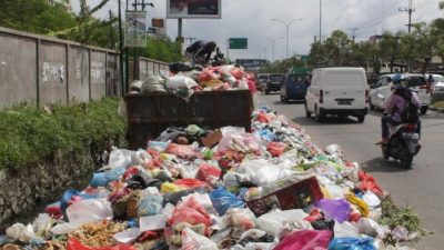 343 Bupati/Walikota Bisa Dipenjara Karna Sampah