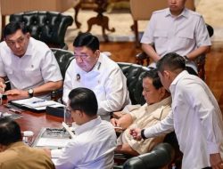 Prabowo Gelar Rapat Terbatas Bahas Ketahanan Pangan dan Pertahanan Negara