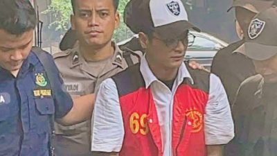 Vadel Badjideh Kecewa Dituntut 12 Tahun Penjara dalam Kasus Asusila Anak