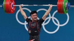 Rizky Juniansyah Raih Dua Emas dan Pecahkan Rekor Dunia di Kejuaraan Angkat Besi IWF 2025