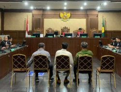 3 Hakim yang Vonis Lepas Korupsi CPO Dihukum 11 Tahun Penjara