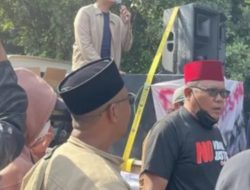 ‎Massa Geruduk Ponpes di Pati, Oknum Kiai Diduga Lecehkan 50 Santriwati