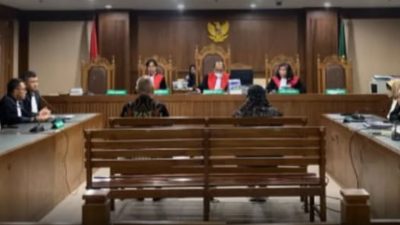 Hakim Vonis Dua Terdakwa Kasus LNG Pertamina