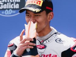 ‎Veda Ega Pratama Pembalab Indonesia Paling Bersinar di Moto3 2026, Melampaui Target Pencapaian Debut Valentino Rossi dan Marc Marquez