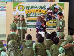 TK Islam Abu Abdillah Al Islami Menggelar Panggung Dongeng Anak Shalih