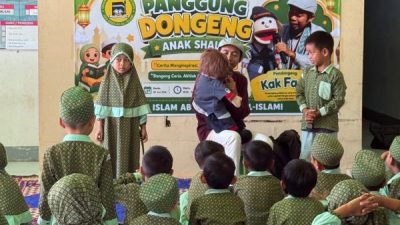 TK Islam Abu Abdillah Al Islami Menggelar Panggung Dongeng Anak Shalih