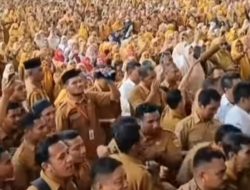 Ribuan PPPK Demo di Kantor Wali Kota Tidore, Tolak Dirumahkan dan Tuntut Kepastian Status