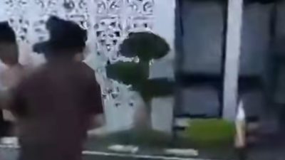 RICUH! Demo Mahasiswa di Kejati Sulut Diwarnai Aksi Kekerasan: Rambut Massa Dijambak, Jurnalis Diintimidasi