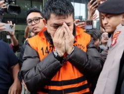 Eks Kasi Intel Cukai Bea Cukai Didakwa Terima Gratifikasi Rp7,7 Miliar