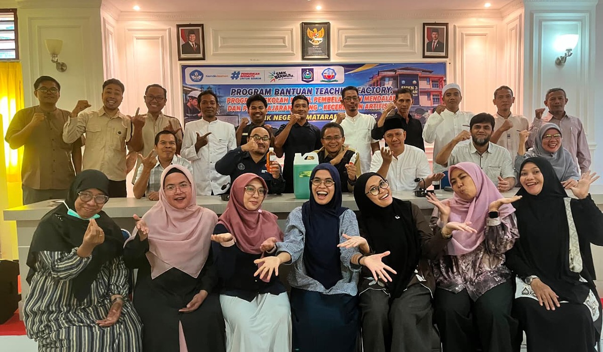 Guru SMKN 3 Mataram Rancang Pembelajaran TEFA dan Kecerdasan Artifisial Berbasis Industri