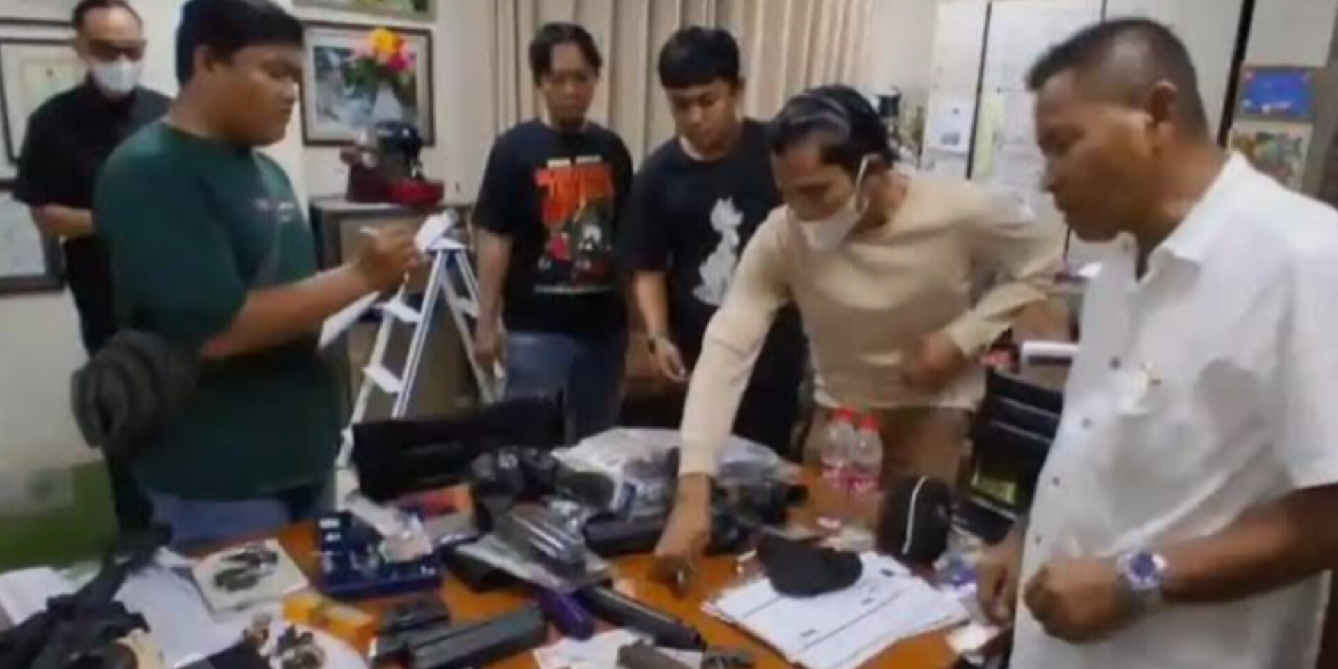 Polisi Selidiki Temuan Ratusan Senjata, Narkoba, dan Video Mesum di Sekolah Swasta Kebayoran Lama