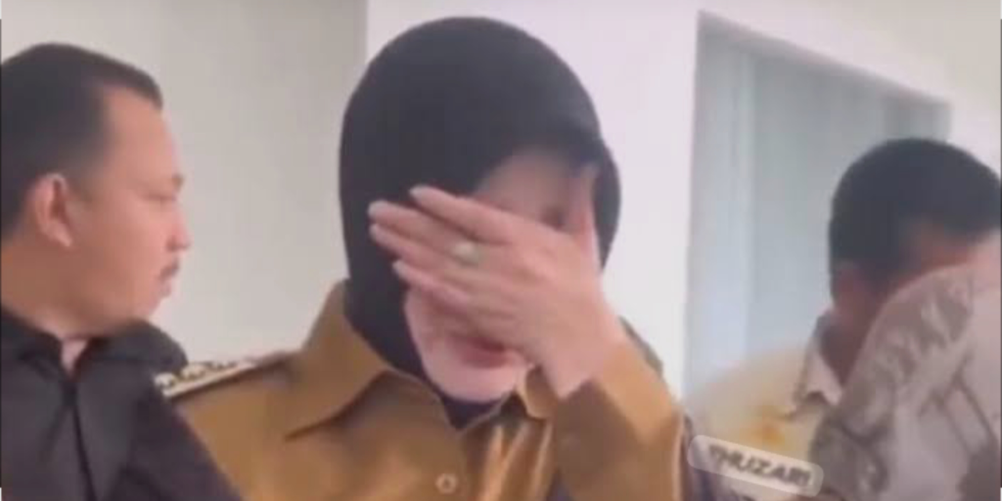 Mata Air Mata Wali Kota Banda Aceh Pecah Saat Menyaksikan Generasi Belia Terjerumus Prostitusi Online