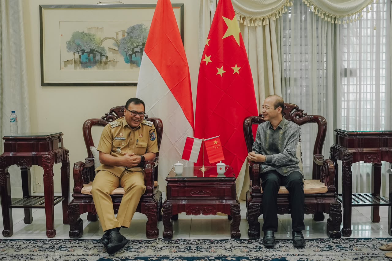 Bahas Peluang Investasi hingga Teknologi Pertanian, Asri Ludin Tambunan Temui Konjen RRT