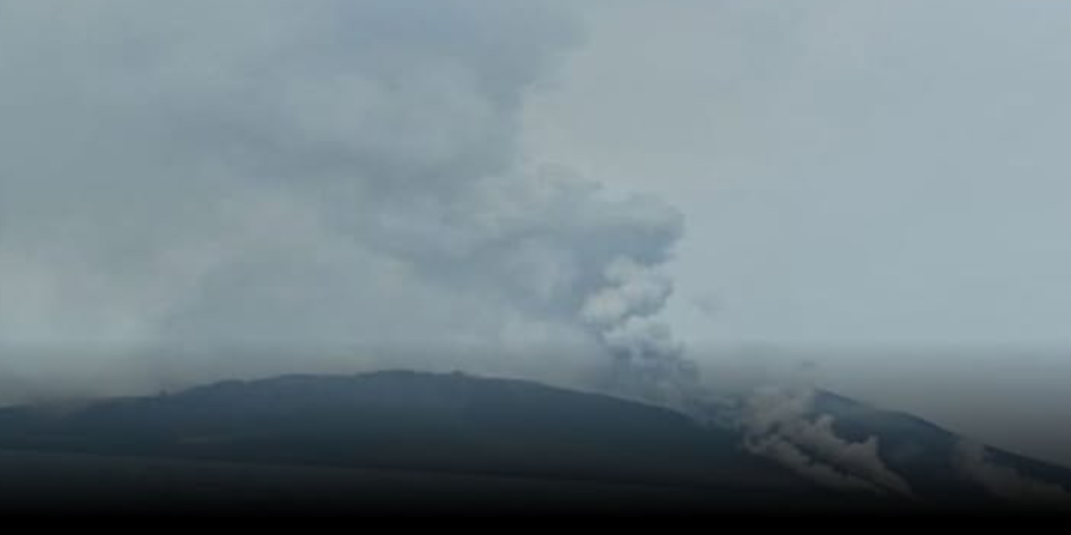 Aktivitas Vulkanik Meningkat, Status Gunung Anak Krakatau Naik ke Siaga: Radius 5 Km Dilarang Ditimpa Aktivitas