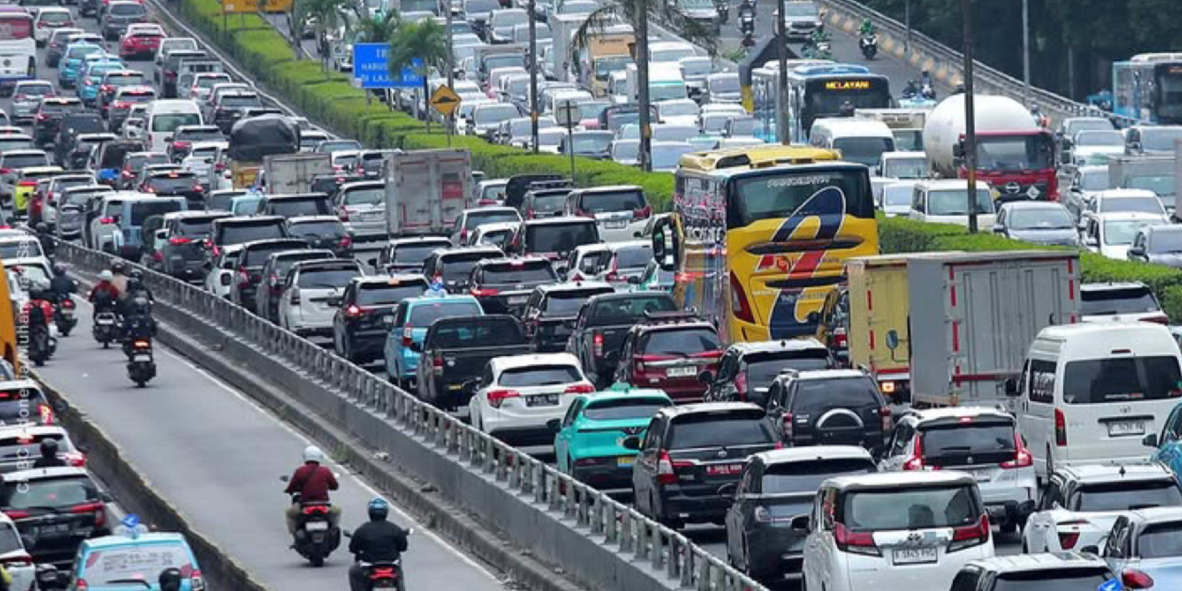 Mulai 2027, Seluruh Mobil Dinas dan Armada Operasional Ozon Wajib Beralih ke Kendaraan Listrik